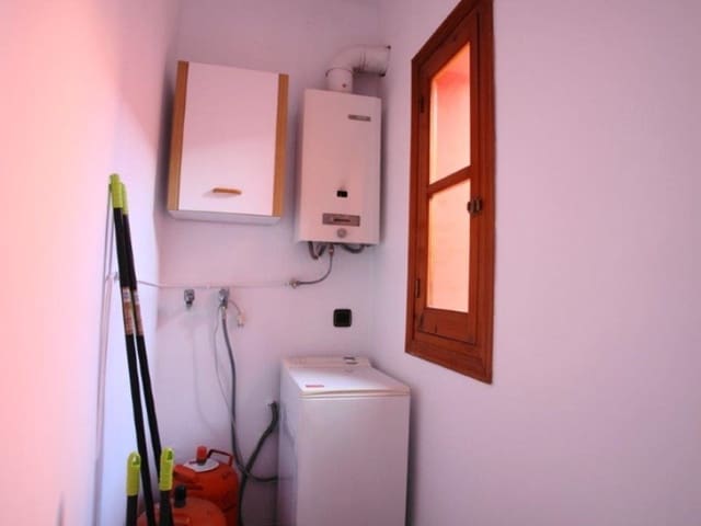 3 makuuhuone Huvila myytävänä paikassa Vera Ciudad, Vera mukana 
autotalli - 495 000 € (Ref: 7353747)