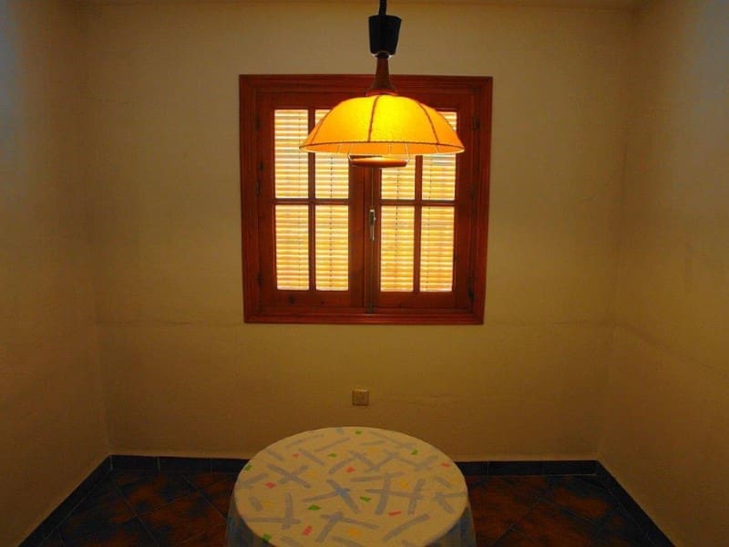 3 makuuhuone Huvila myytävänä paikassa Vera mukana 
autotalli - 495 000 € (Ref: 7353747)