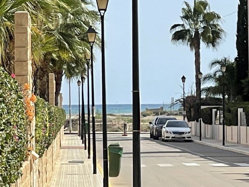 4 makuuhuone Huoneisto myytävänä paikassa Vera mukana 
autotalli - 249 000 € (Ref: 7438748)