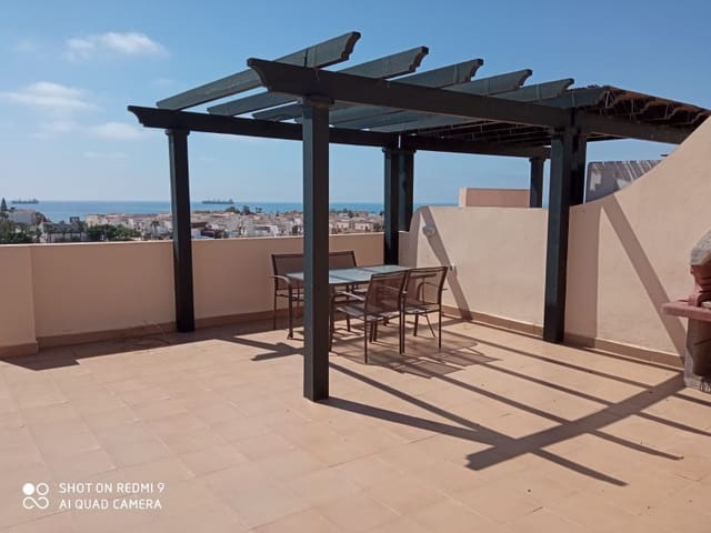 Ático de 2 habitaciones en El Playazo, Vera en alquiler vacacional con garaje - 1.800 € (Ref: 8045532)