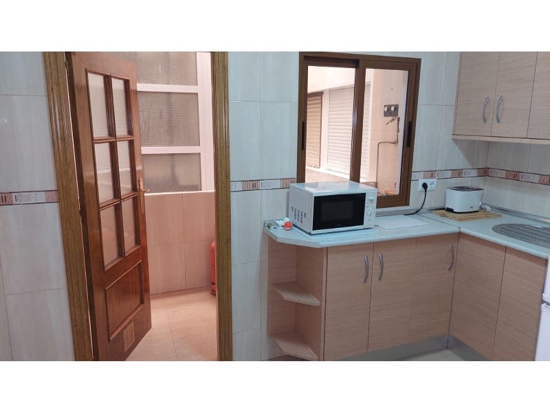 Piso de 3 habitaciones en Garrucha en alquiler vacacional con garaje - 1.200 € (Ref: 8206947)