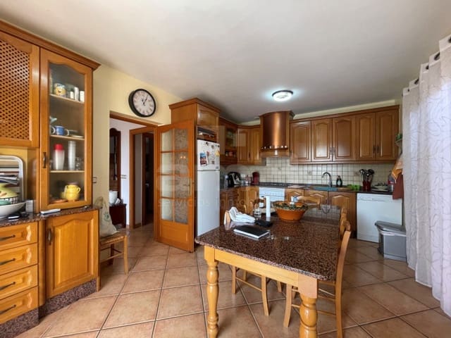 4 slaapkamer Villa te koop in Garrucha met garage - € 450.000 (Ref: 8559680)