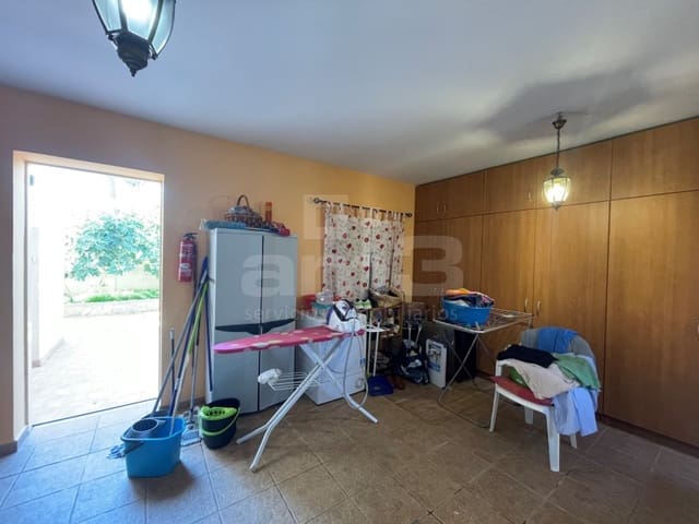 4 slaapkamer Villa te koop in Garrucha met garage - € 450.000 (Ref: 8559680)