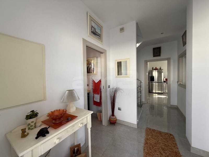 Chalet de 3 habitaciones en Mojácar en venta con garaje - 895.900 € (Ref: 9021134)