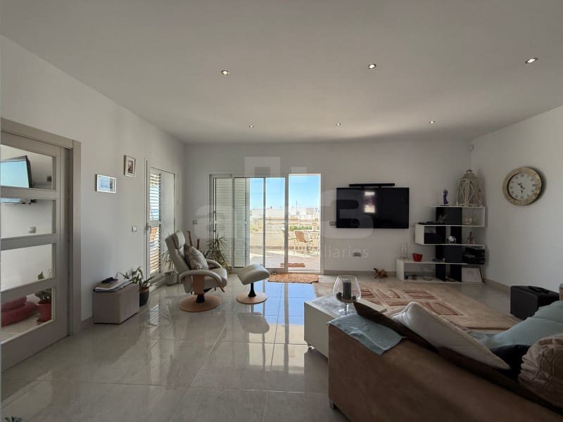 Chalet de 3 habitaciones en Mojácar en venta con garaje - 895.900 € (Ref: 9021134)