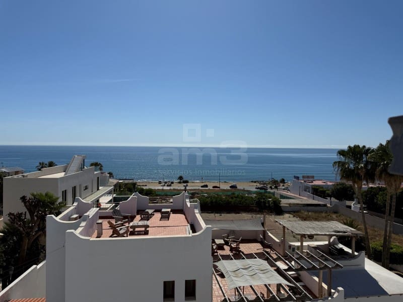 Chalet de 3 habitaciones en Mojácar en venta con garaje - 895.900 € (Ref: 9021134)