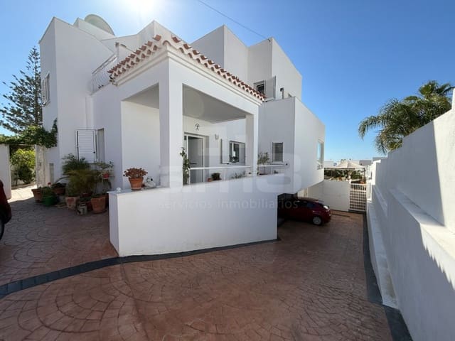 Chalet de 3 habitaciones en Mojácar en venta con garaje - 895.900 € (Ref: 9021134)