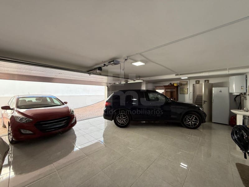 Chalet de 3 habitaciones en Mojácar en venta con garaje - 895.900 € (Ref: 9021134)