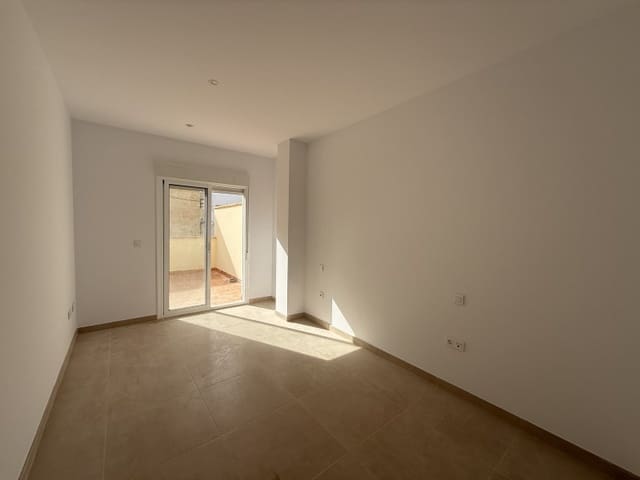 Piso de 3 habitaciones en Vera Ciudad, Vera en venta con garaje - 155.000 € (Ref: 9103389)