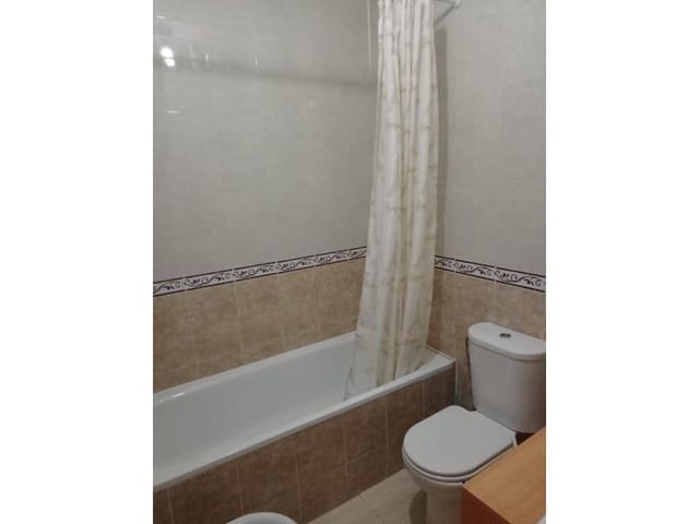 Piso de 3 habitaciones en Vera Ciudad, Vera en venta con garaje - 125.000 € (Ref: 9200767)