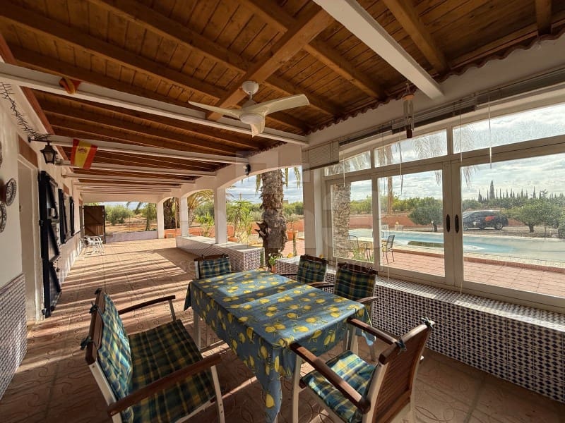 Chalet de 3 habitaciones en Cuevas del Almanzora en venta con garaje - 399.000 € (Ref: 9255582)