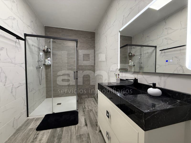 6 bedroom Villa for sale in Turre with garage - € 460,000 (Ref: 9344927)