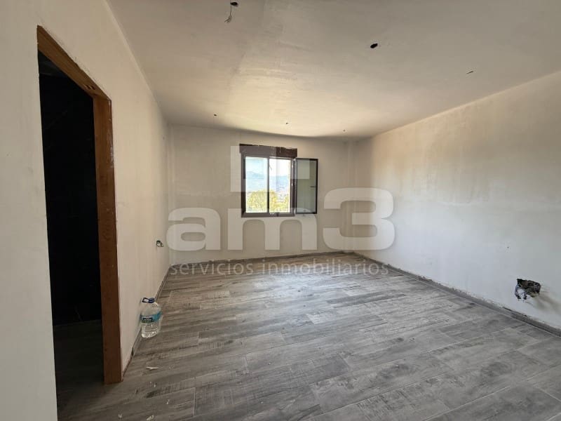 6 bedroom Villa for sale in Turre with garage - € 460,000 (Ref: 9344927)