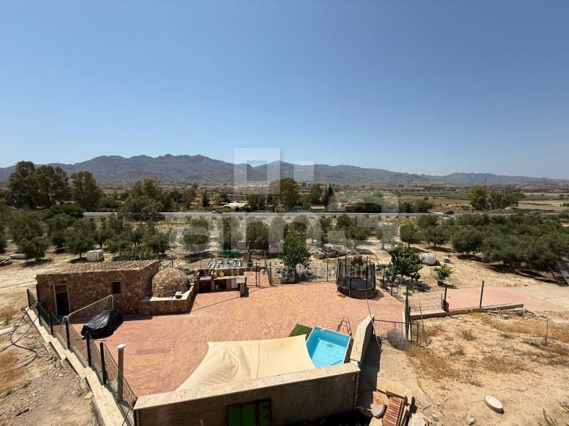 6 bedroom Villa for sale in Turre with garage - € 460,000 (Ref: 9344927)