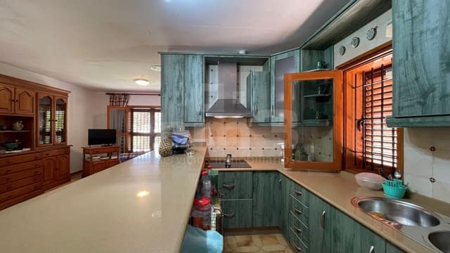 4 Zimmer Villa zu verkaufen in San Juan de los Terreros, Pulpí mit Garage - 485.000 € (Ref: 9440759)