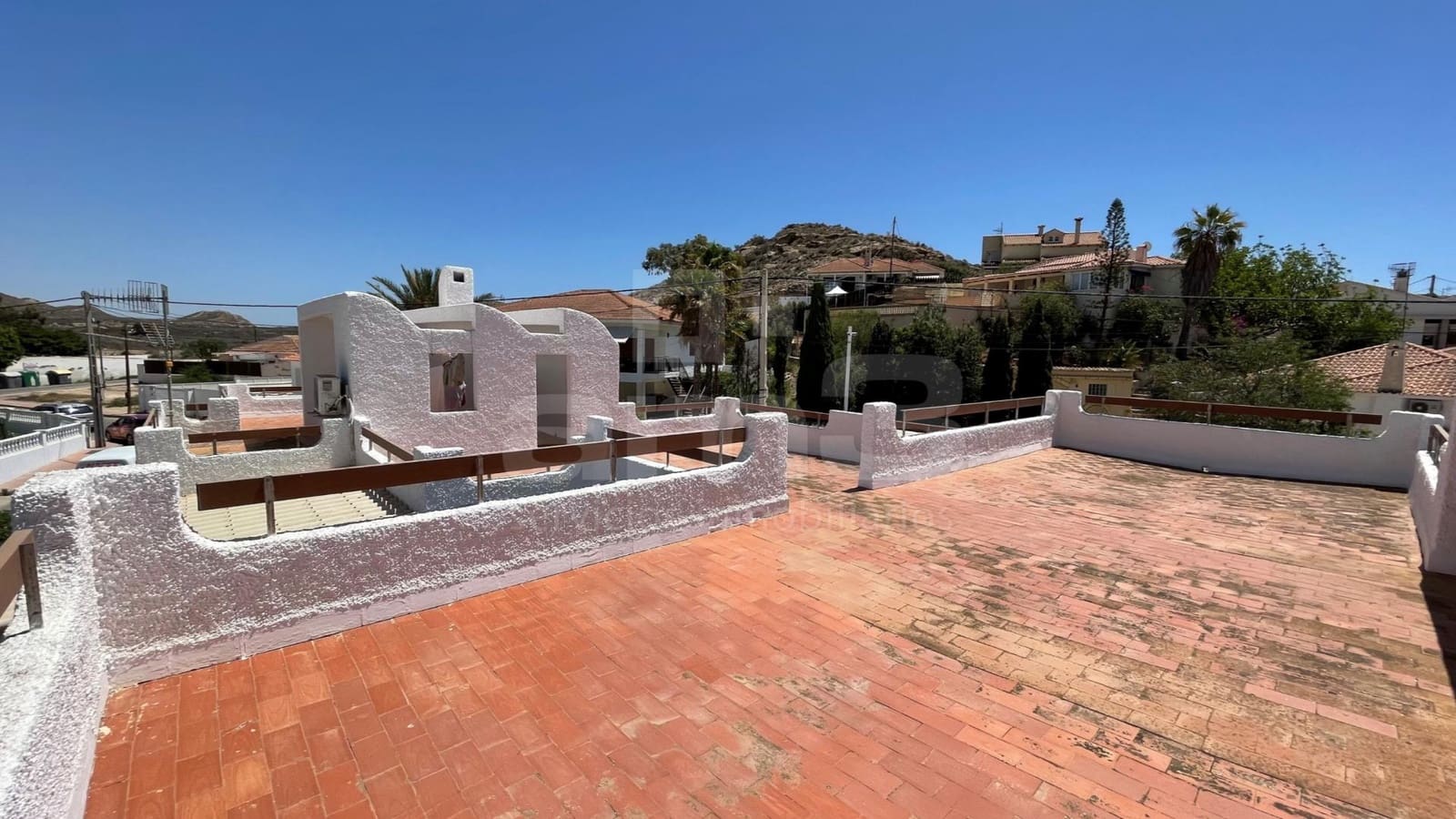 4 Zimmer Villa zu verkaufen in San Juan de los Terreros mit Garage - 485.000 € (Ref: 9440759)