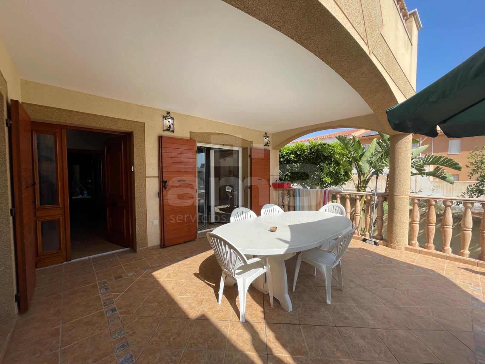 4 slaapkamer Villa te koop in Garrucha met garage - € 450.000 (Ref: 9440760)