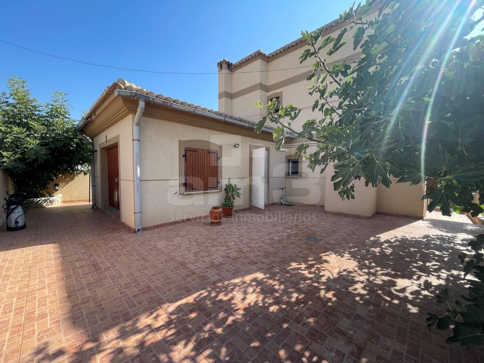 4 slaapkamer Villa te koop in Garrucha met garage - € 450.000 (Ref: 9440760)