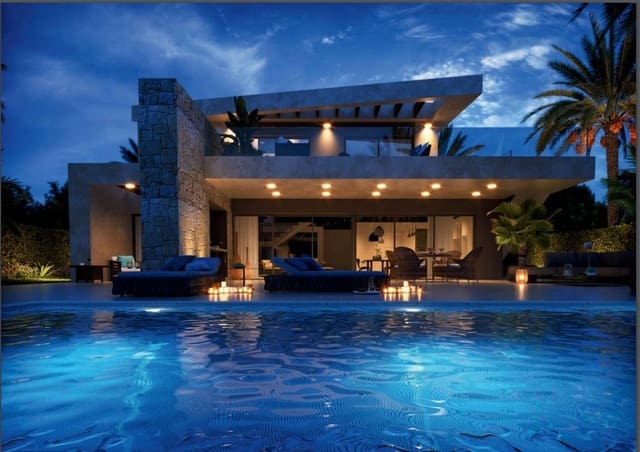 3 bedroom Villa for sale in Cuevas del Almanzora with pool - € 935,000 (Ref: 9440766)