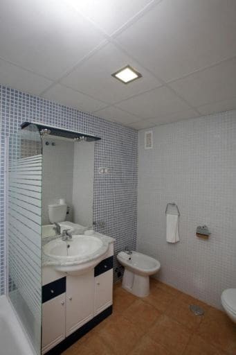 Apartment for sale in Aguilas with garage - € 95,000 (Ref: 9440775)