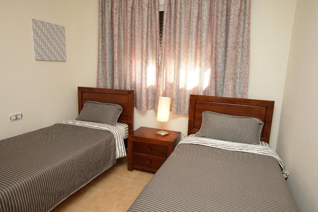 Apartment for sale in Aguilas with garage - € 95,000 (Ref: 9440775)