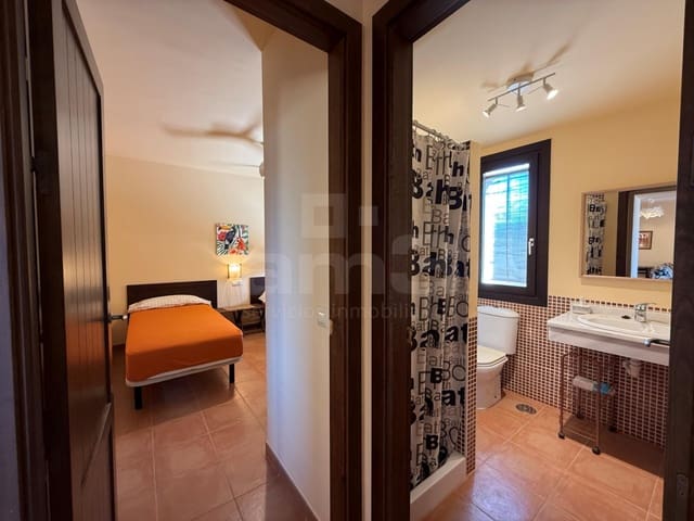 Apartamento de 2 habitaciones en Vera en venta con garaje - 137.000 € (Ref: 9440778)