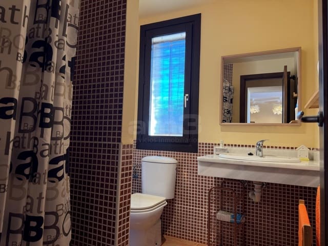 Apartamento de 2 habitaciones en Vera en venta con garaje - 137.000 € (Ref: 9440778)