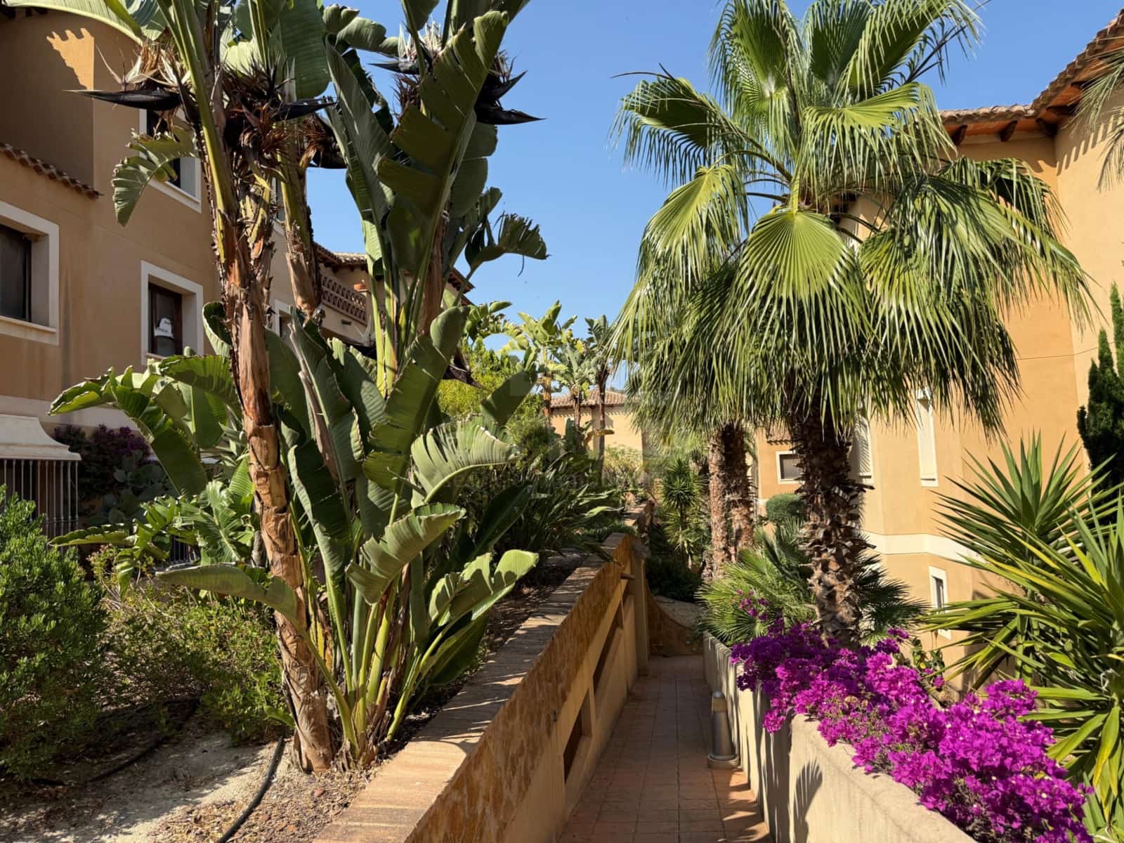 Apartamento de 2 habitaciones en Vera en venta con garaje - 137.000 € (Ref: 9440778)