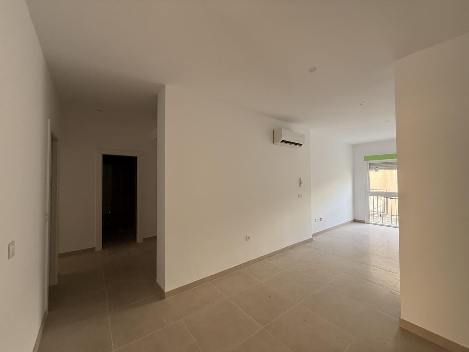 Piso de 2 habitaciones en Vera en venta con garaje - 130.000 € (Ref: 9440782)