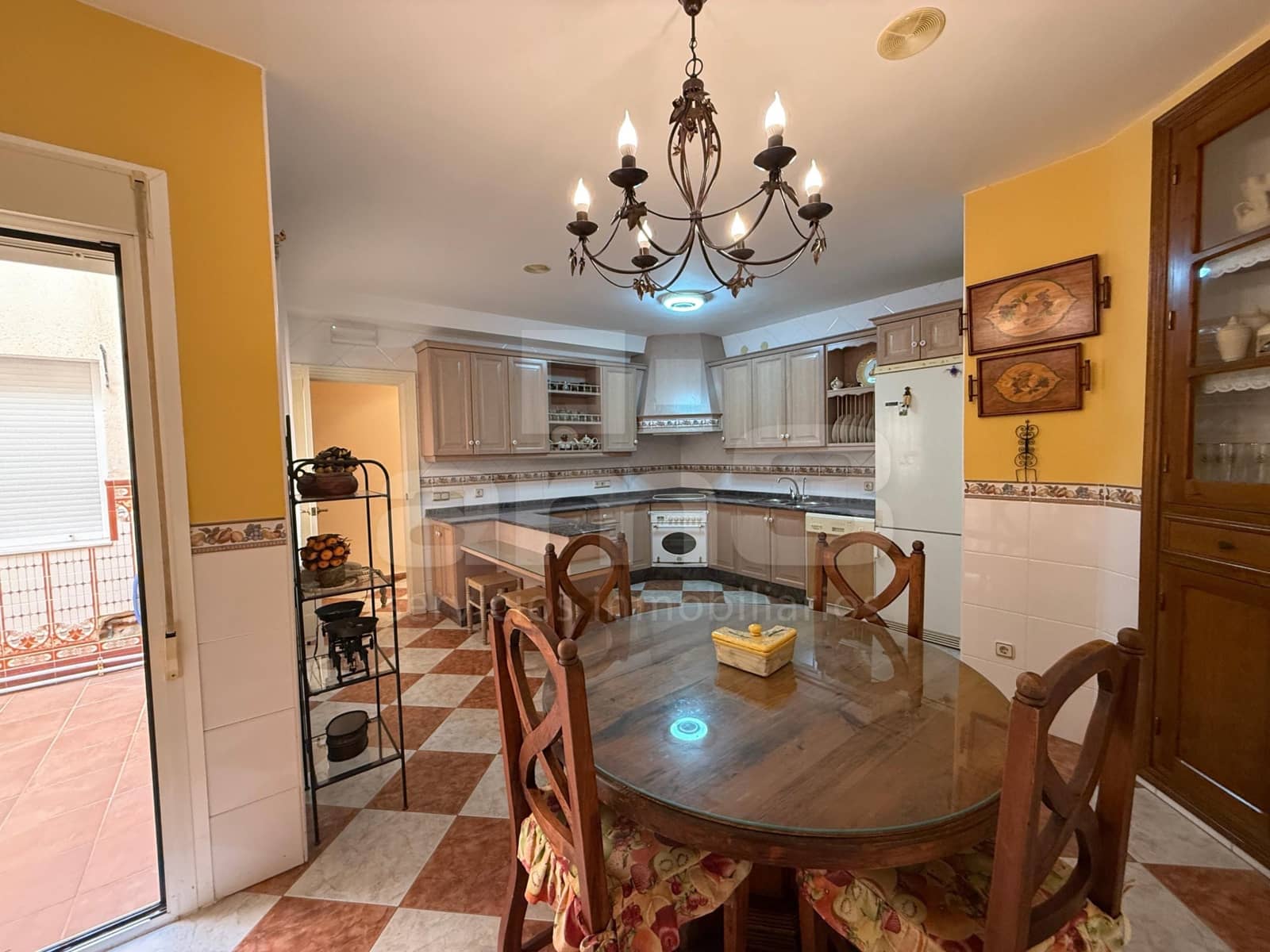 Piso de 5 habitaciones en Vera en venta - 280.000 € (Ref: 9440809)