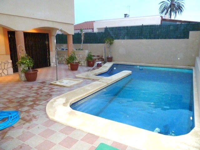 7 slaapkamer Villa te koop in Vera met zwembad garage - € 750.000 (Ref: 9446521)