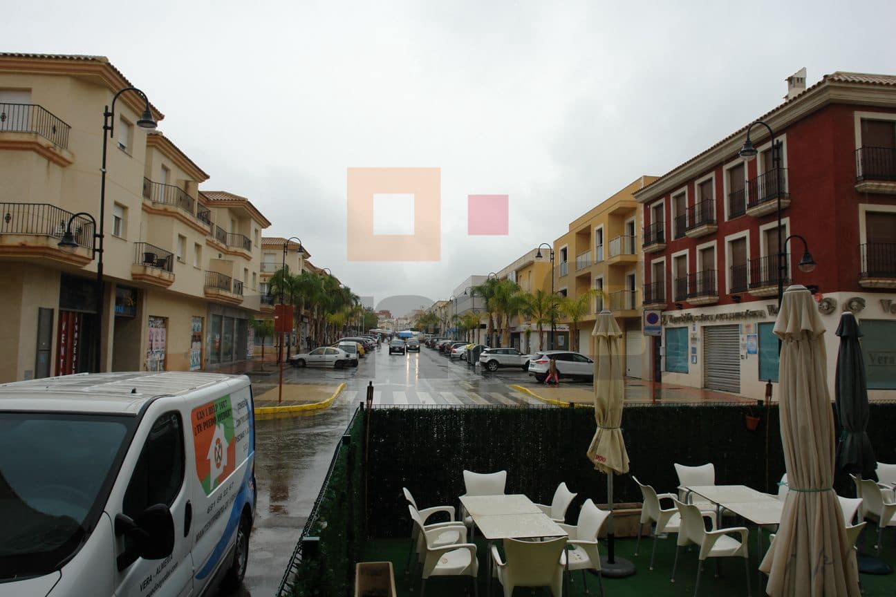 Local Comercial en Vera en alquiler - 1.200 € (Ref: 9446522)