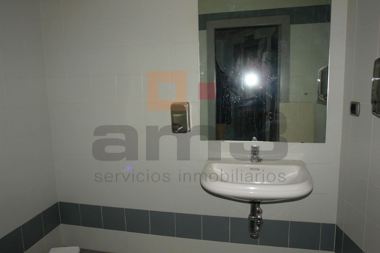 Local Comercial en Vera en alquiler - 1.200 € (Ref: 9446522)