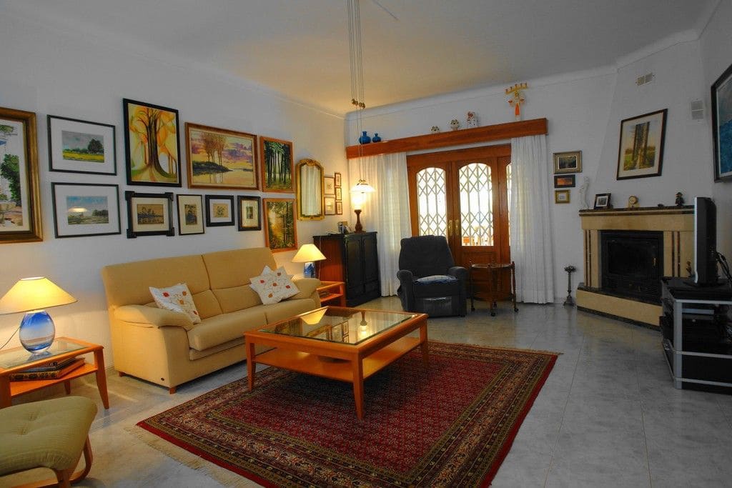 4 slaapkamer Villa te koop in Vera met zwembad garage - € 570.000 (Ref: 9446523)