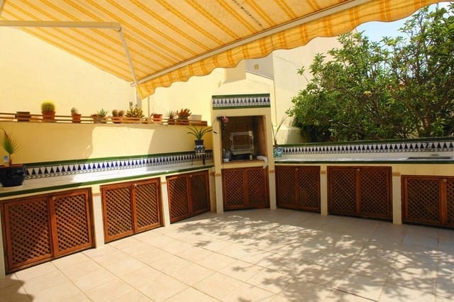 4 slaapkamer Villa te koop in Vera Ciudad, Vera met zwembad garage - € 570.000 (Ref: 9446523)