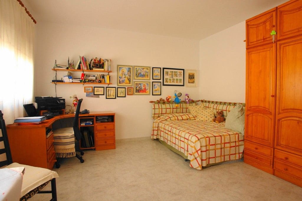 4 slaapkamer Villa te koop in Vera met zwembad garage - € 570.000 (Ref: 9446523)