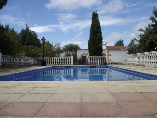 3 soverom Hus til salgs i Torreperogil med svømmebasseng - € 220 000 (Ref: 9446526)