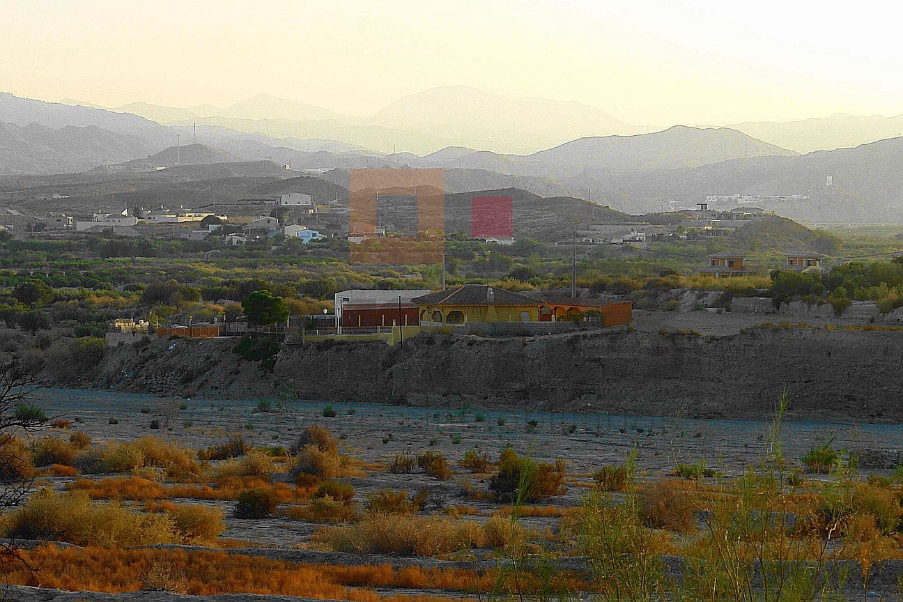 3 soveværelse Villa til salg i Los Llanos (Zurgena) med swimmingpool - € 325.000 (Ref: 9446541)