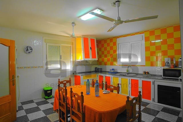 4 soveværelse Villa til salg i Los Gallardos med garage - € 370.000 (Ref: 9446543)