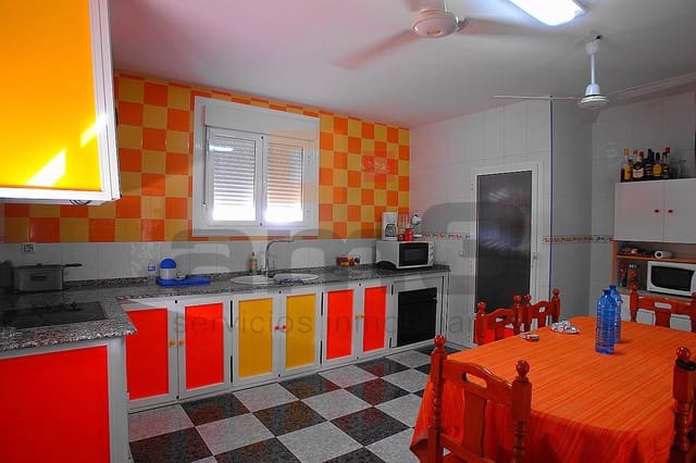 4 soveværelse Villa til salg i Los Gallardos med garage - € 370.000 (Ref: 9446543)