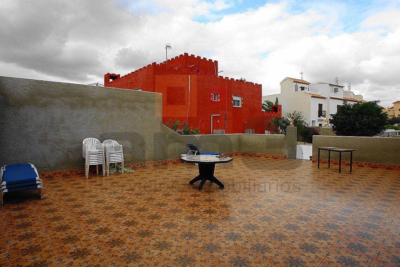 4 soveværelse Villa til salg i Los Gallardos med garage - € 370.000 (Ref: 9446543)