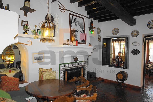 Erhverv til salg i Turre med garage - € 450.000 (Ref: 9446549)