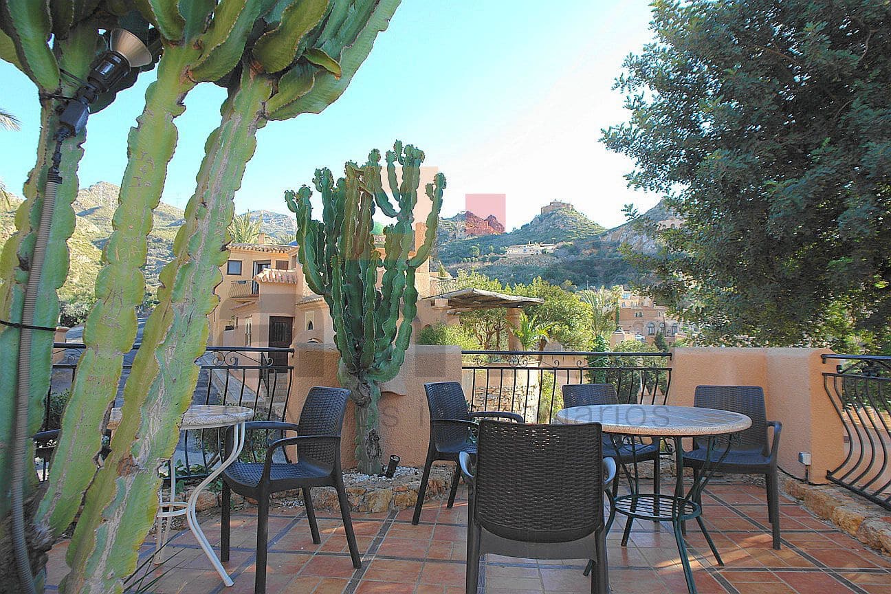 Erhverv til salg i Turre med garage - € 450.000 (Ref: 9446549)