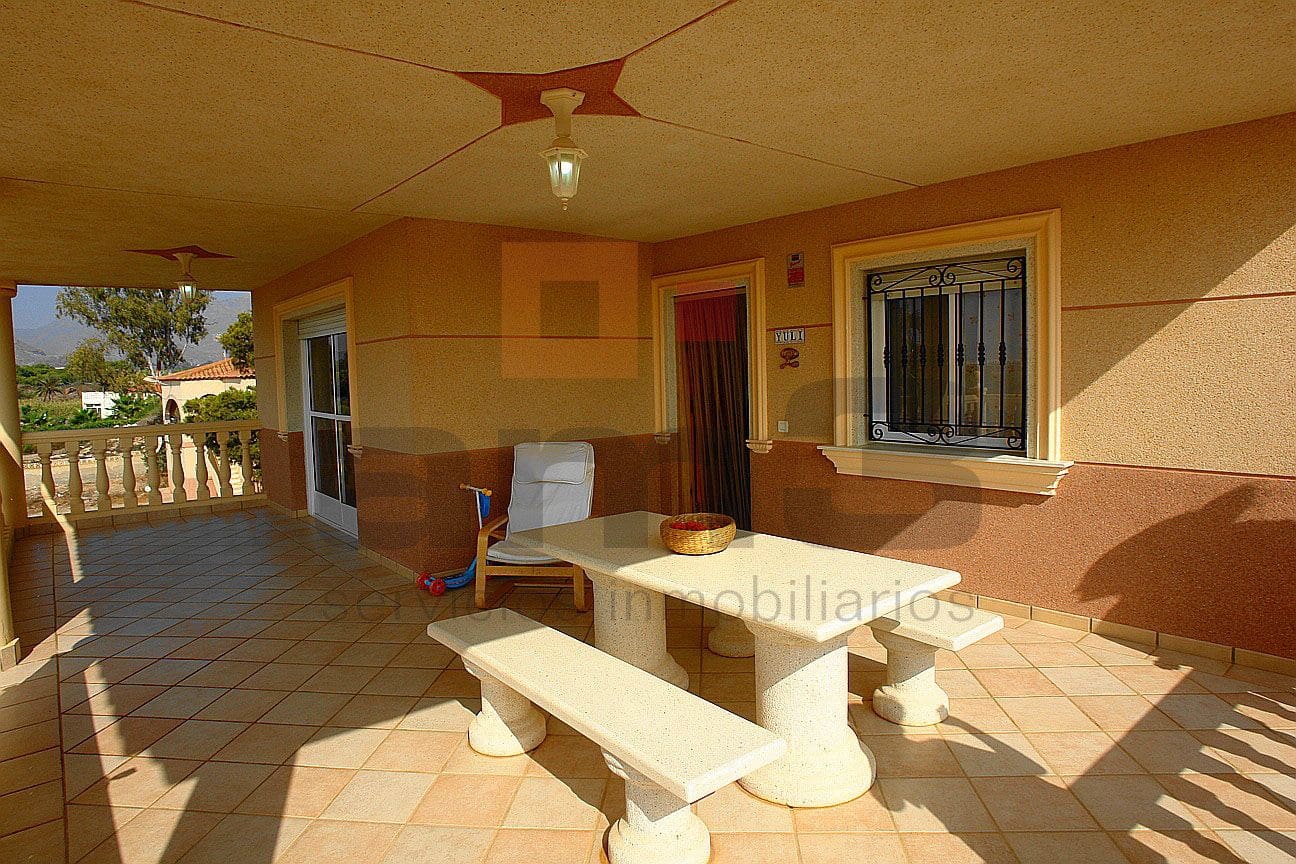 3 bedroom Villa for sale in San Juan de los Terreros with pool garage - € 450,000 (Ref: 9446553)