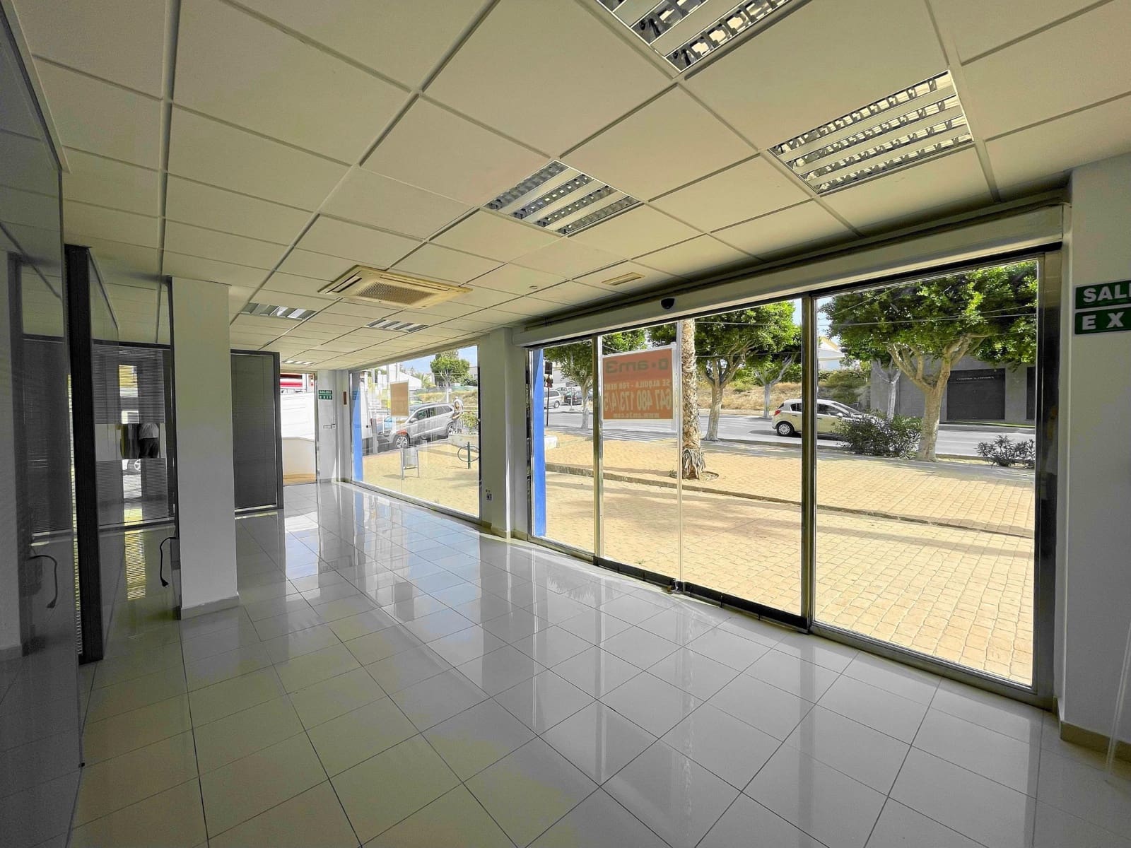 Local Comercial en Vera en alquiler - 1.600 € (Ref: 9446561)