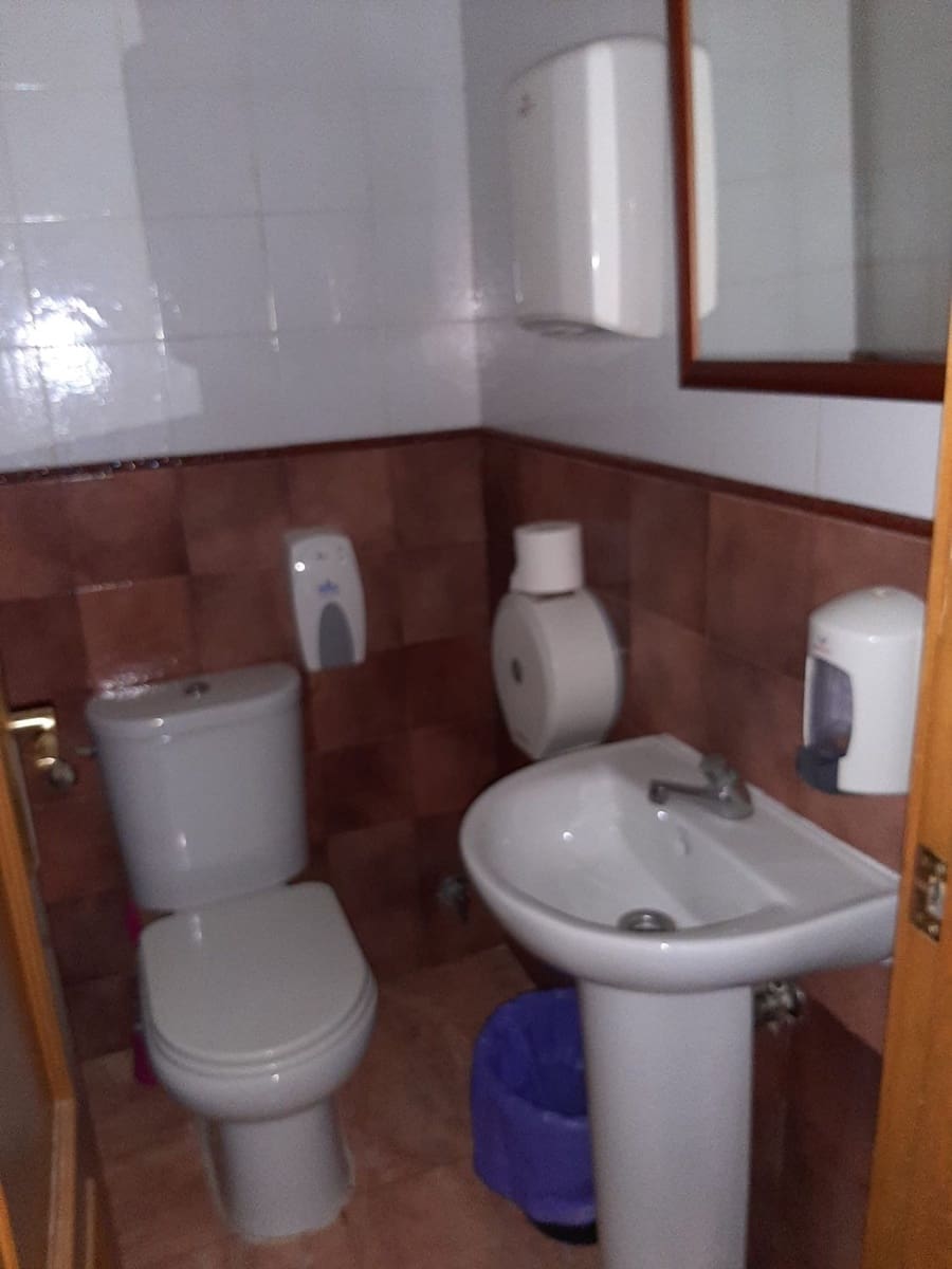 Kommersiell til salgs i Vera - € 275 000 (Ref: 9446565)