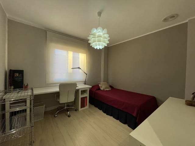 4 makuuhuone Huoneisto vuokrattavana paikassa Vera - 700 € (Ref: 9446566)