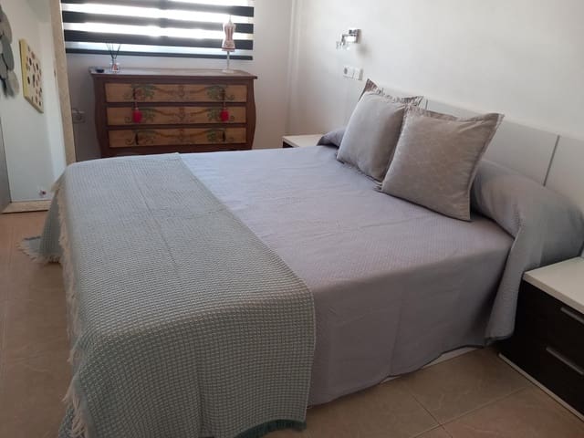 2 quarto Apartamento para arrendar em Garrucha - 550 € (Ref: 9446579)
