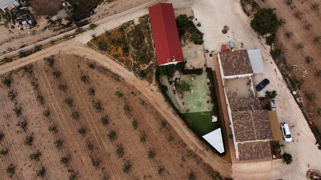 7 soverom Hus til salgs i Purias med garasje - € 429 000 (Ref: 9446580)