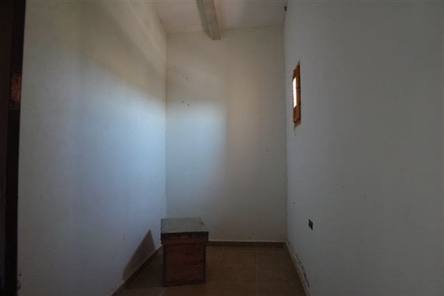 3 soveværelse Finca/Landehus til salg i Abla med garage - € 145.000 (Ref: 9450370)